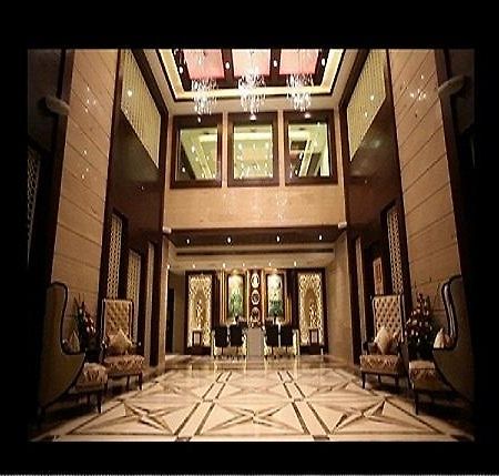 โรงแรมวิชัย อินเตอร์คอนติเนนตัล กานปูร์ ภายนอก รูปภาพ
